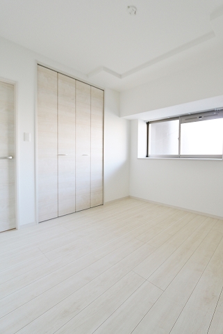 その他部屋・スペース　寝室や子供部屋にぴったりの広々洋室です