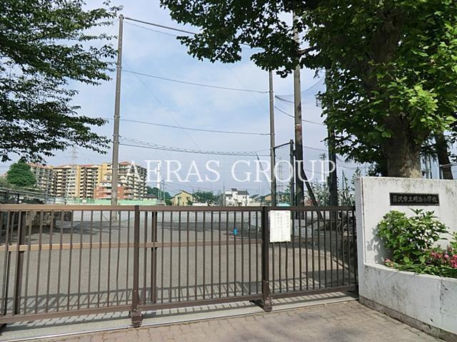 小学校　藤沢市立明治小学校（小学校）まで1511m