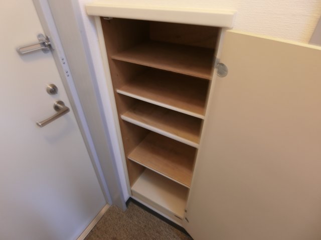 収納　他のお部屋の参考写真となります。