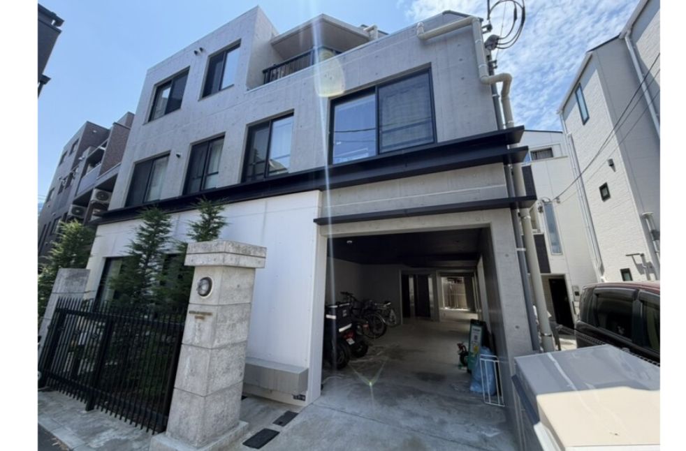 建物外観　落ち着いた雰囲気の外観です