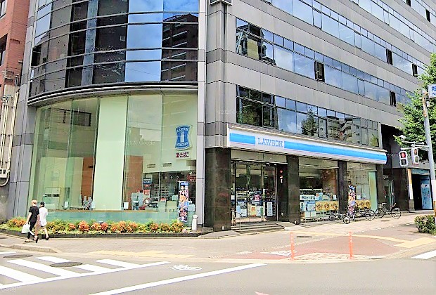 コンビニ　ローソン 堀川高辻店（コンビニ）まで194m