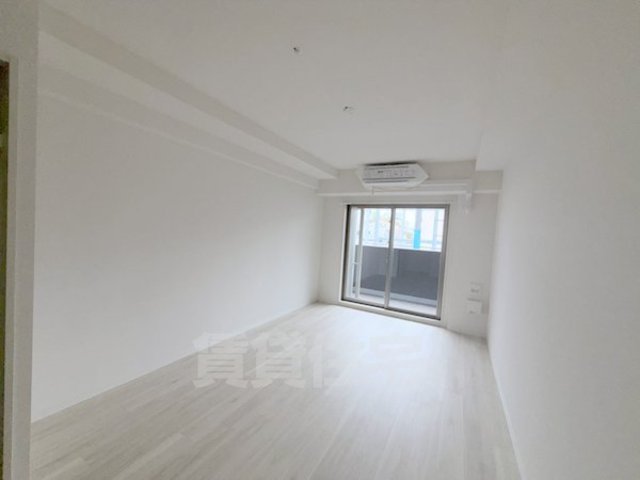 ソルテラス京都西院 悠洛の居間写真
