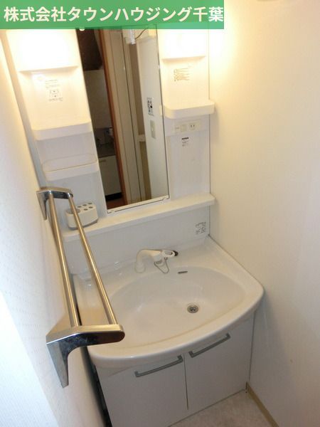 洗面設備　シャンプードレッサー