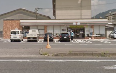 コンビニ　セブンイレブン東鯖江2丁目店（コンビニ）まで286m