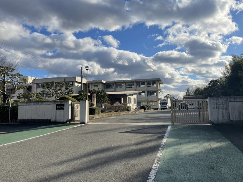 小学校　滝野南小学校（小学校）まで1008m