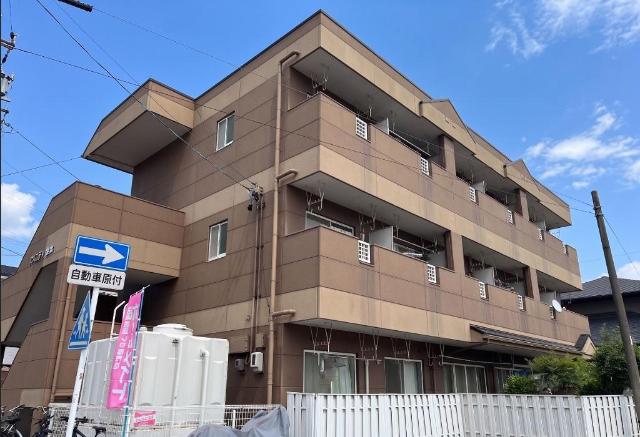 建物外観　外観写真（昼）