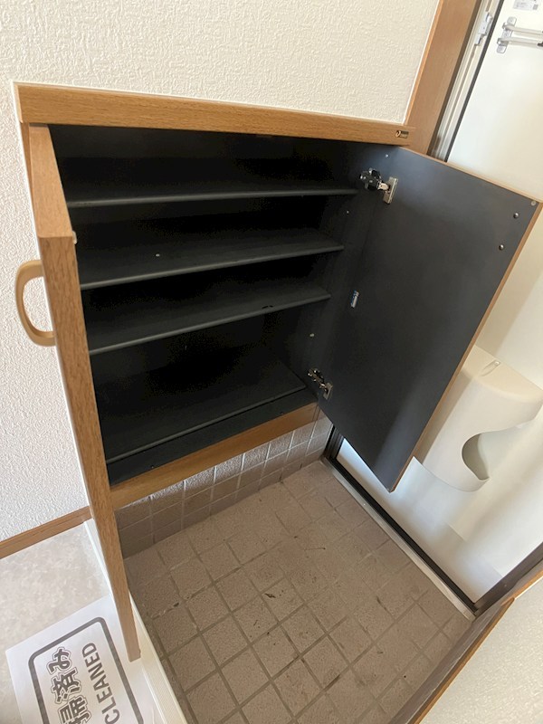 玄関　シューズボックス