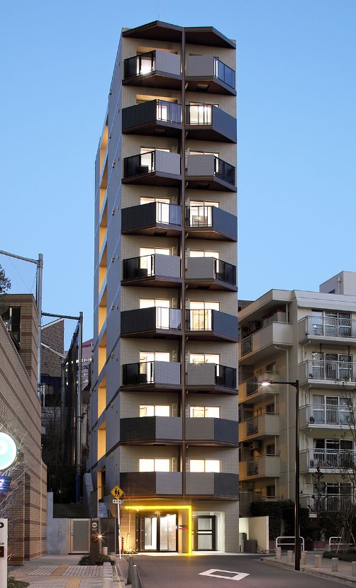 建物外観　★鉄筋コンクリート造、外壁タイル張り★
