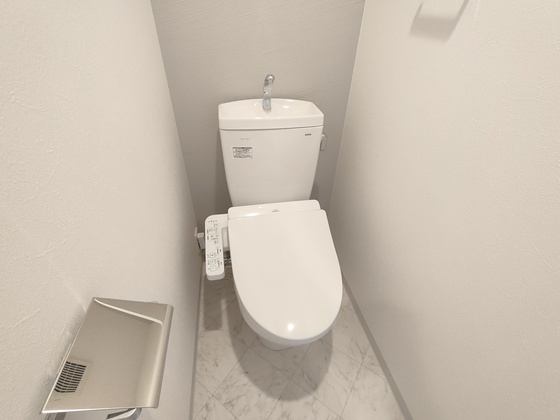 トイレ　※別部屋の写真です