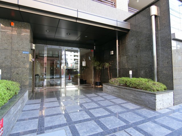 エントランス　詳細は、RISUMO江坂本店→06-6155-7137まで♪