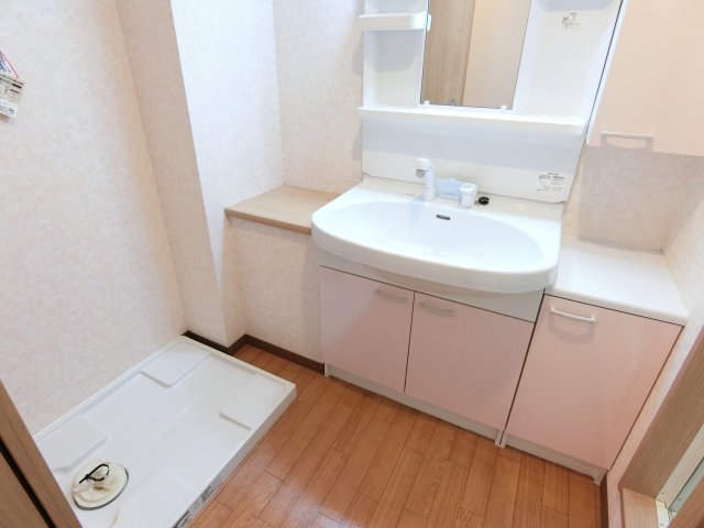 洗面設備　詳細は、RISUMO江坂本店→06-6155-7137まで♪
