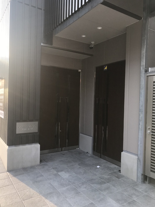 エントランス　マンション入り口