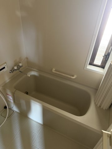 バス・シャワールーム　ゆったり過ごせるお風呂です