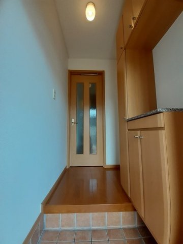 玄関　シンプルで使いやすい玄関です