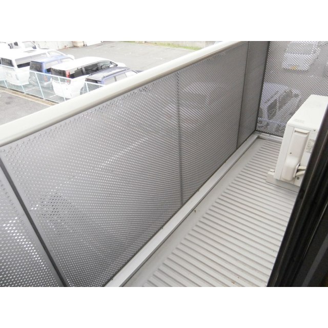 バルコニー　※別部屋の参考画像になります。