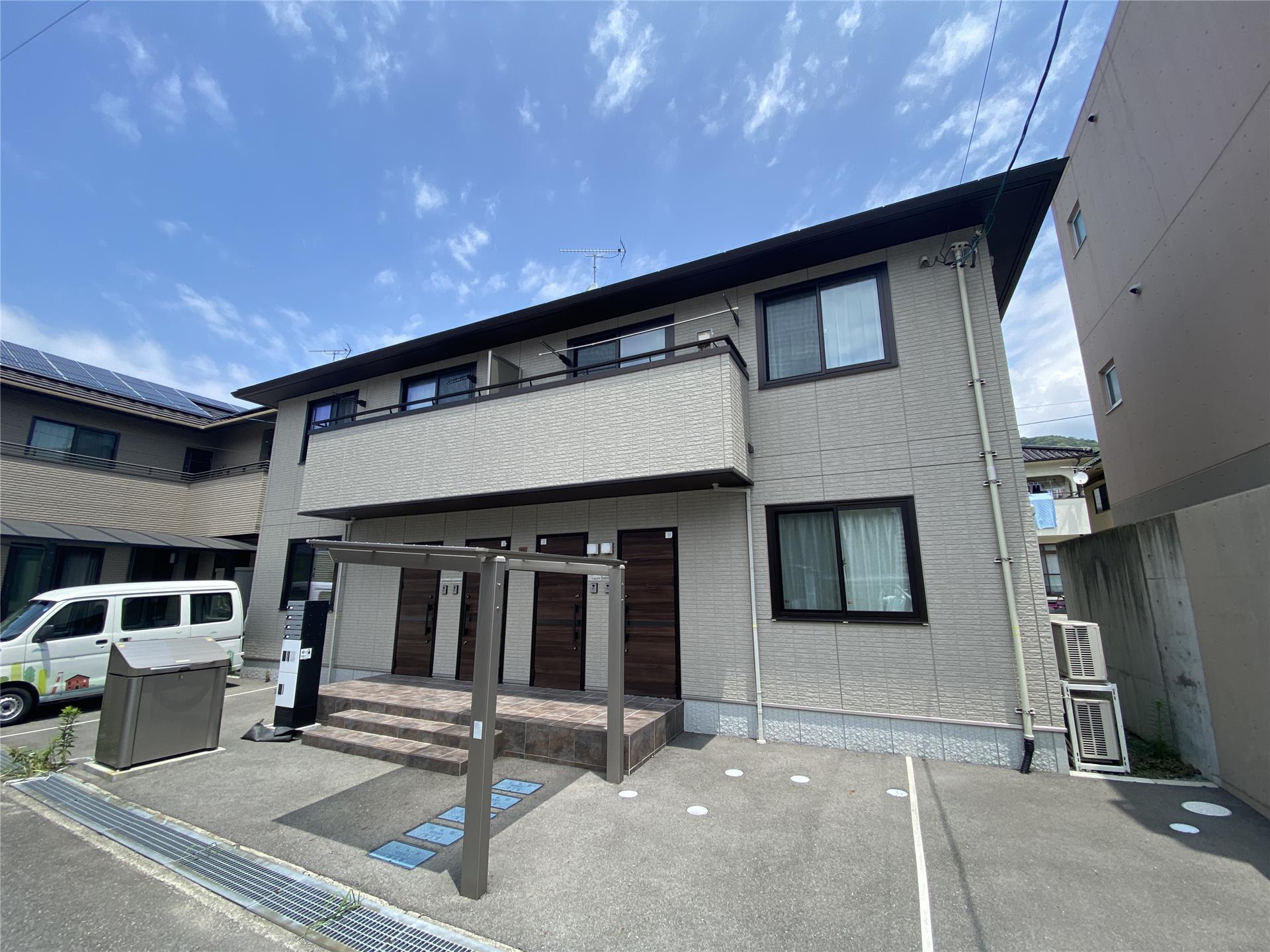 建物外観　2022年築　ピコ広駅前