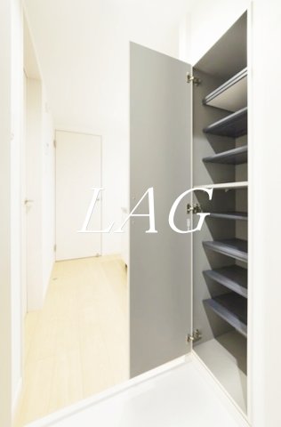 玄関　玄関です。