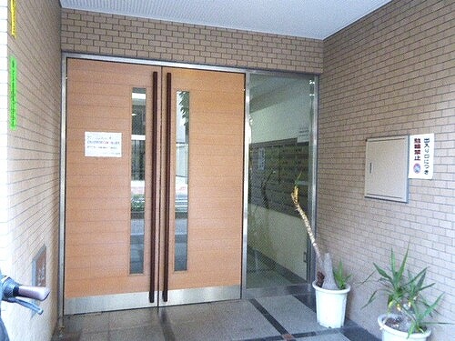 エントランス　エントランス外観