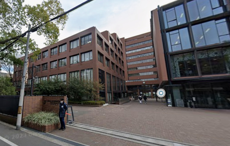大学・短大　私立大阪国際大学短期大学部（大学・短大）まで294m