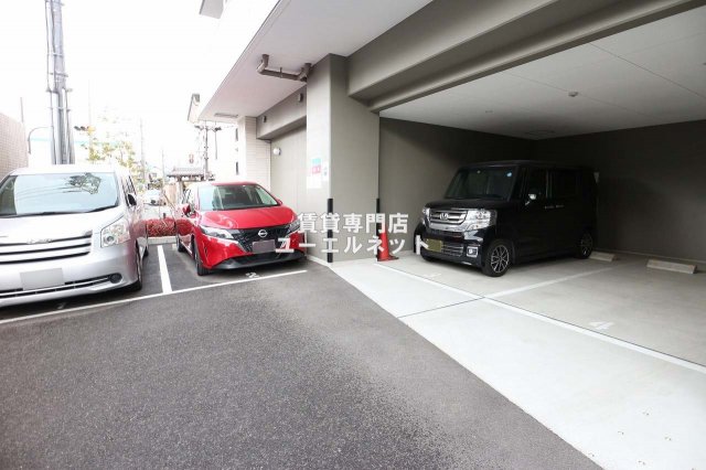 駐車場　敷地内駐車場あり◎