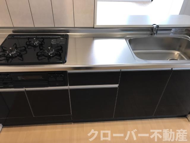 キッチン　3口ガスコンロ