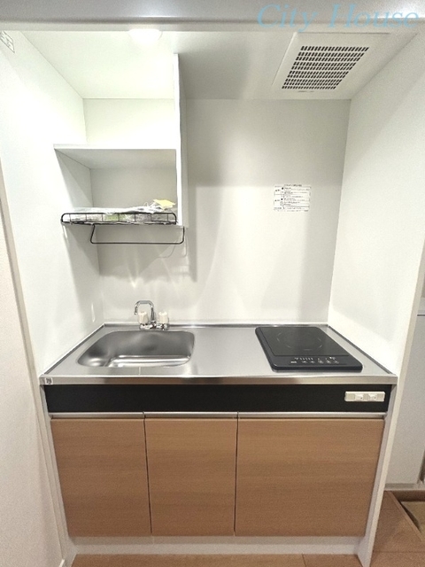 キッチン　【同施工会社参考写真です】