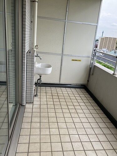 バルコニー