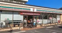 コンビニ　セブンイレブン毛呂山毛呂本郷店（コンビニ）まで912m