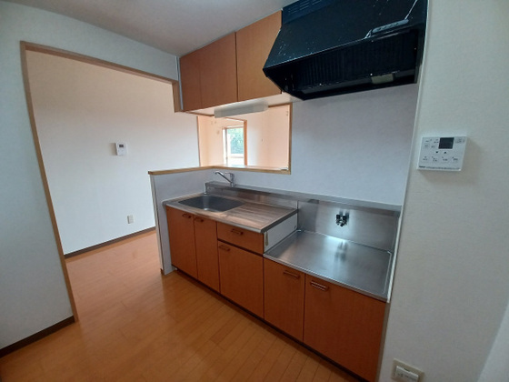 キッチン　※別部屋の写真です