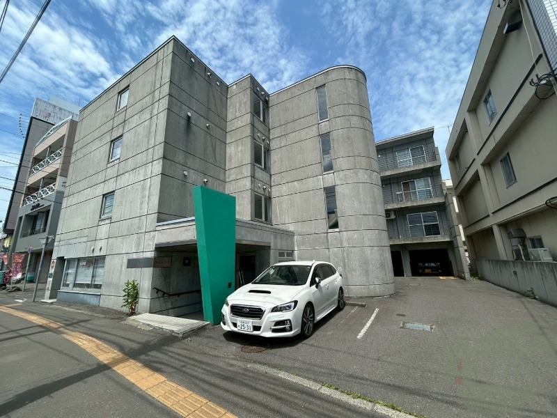 建物外観　札幌市東区北２４条東「パレットコート」