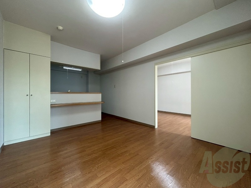 居室・リビング　広くてキレイなお部屋が広がっていて、充実した生活が送れそう。