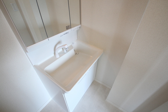 洗面設備　※別部屋の写真です