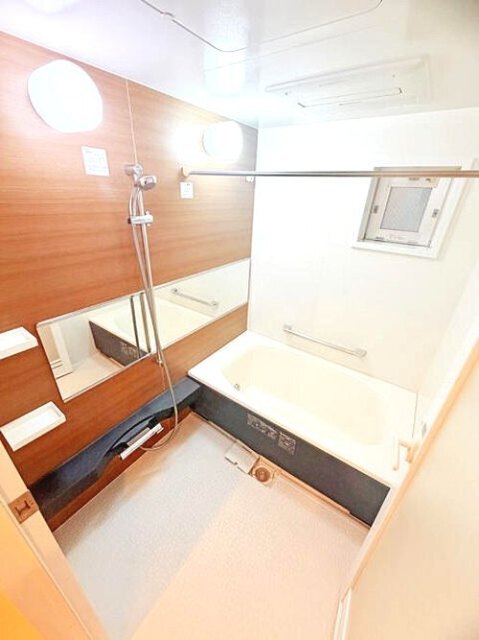 洗面設備　追焚機能付きです