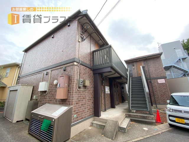 建物外観　駅近ですが静かな環境です