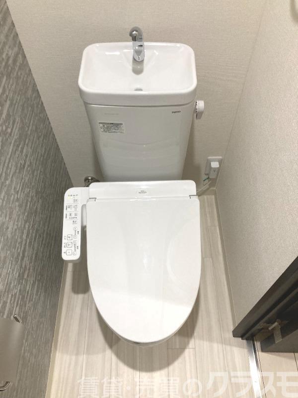 トイレ　ウォシュレット＆ウォームレット