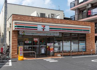 コンビニ　セブンイレブン 江戸川南小岩8丁目店（コンビニ）まで598m