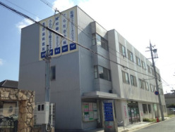 病院　石塚内科ファミリークリニック（病院）まで306m