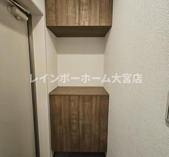 玄関　※同仕様参考写真です。