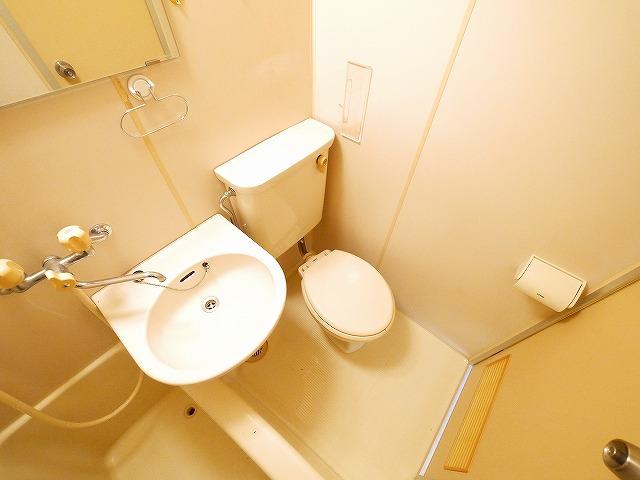 トイレ　シンプルで使いやすいトイレです