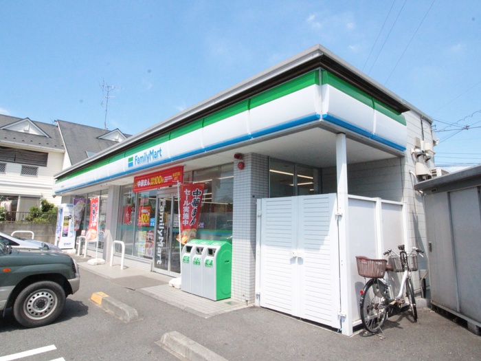 コンビニ　ファミリーマート都筑梅田橋店（コンビニ）まで190m