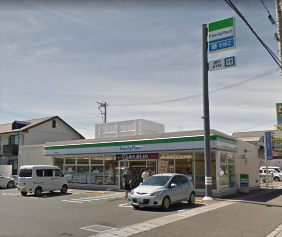 コンビニ　ファミリーマート青江店（コンビニ）まで523m