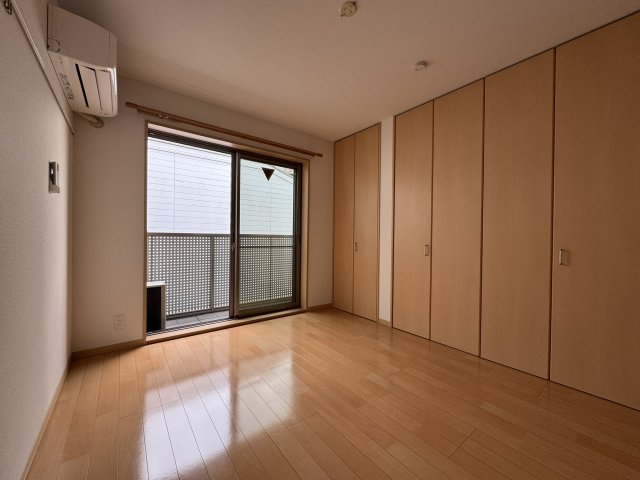 居室・リビング　※写真は同建物別部屋