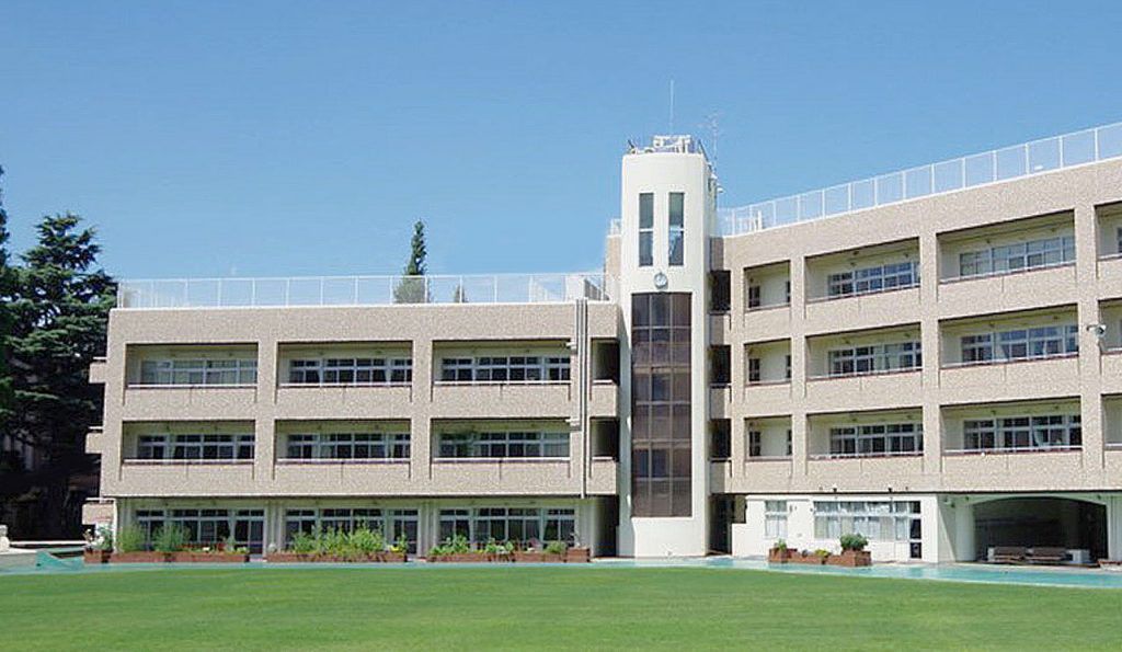小学校　お茶の水小学校（小学校）まで233m