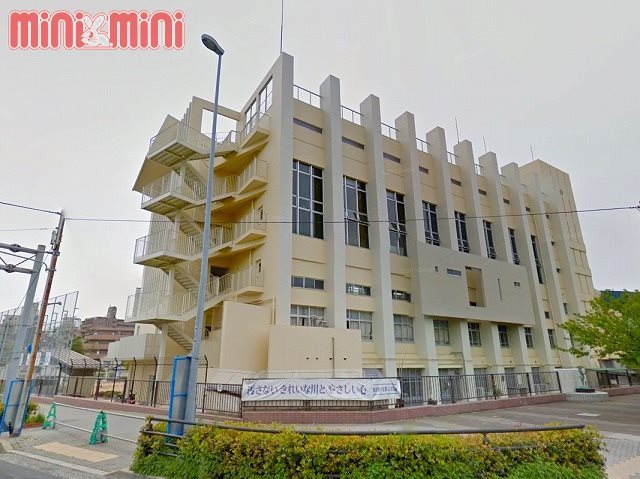 小学校　神戸市立若宮小学校（小学校）まで200m