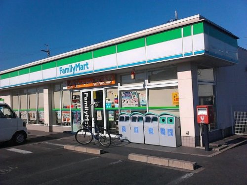 コンビニ　ファミリーマート 甲西三雲店（コンビニ）まで259m