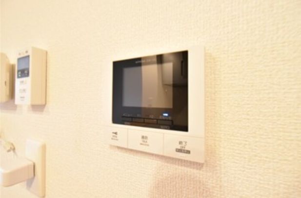 セキュリティ　モニター付きインターホンです　※参考写真です