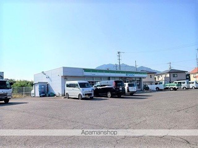 コンビニ　ファミリーマート国分寺・福家店（コンビニ）まで2900m