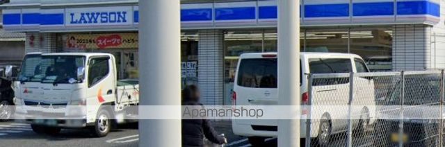 コンビニ　ローソン浜寺石津西二丁店（コンビニ）まで588m