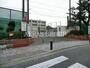小学校　横浜市立稲荷台小学校（小学校）まで633m