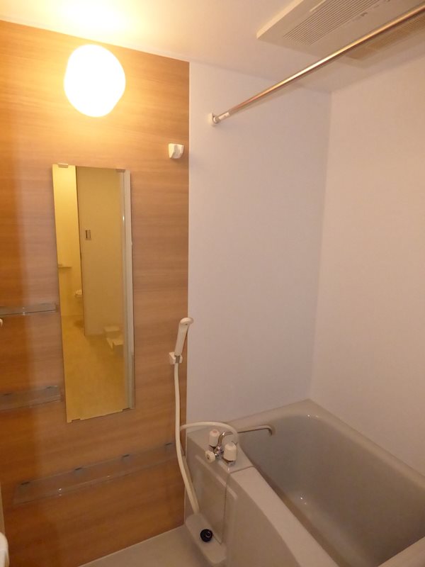 バス・シャワールーム　バス※別部屋参考写真